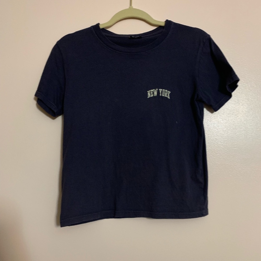 Brandy Melville navy blue cropped shirt